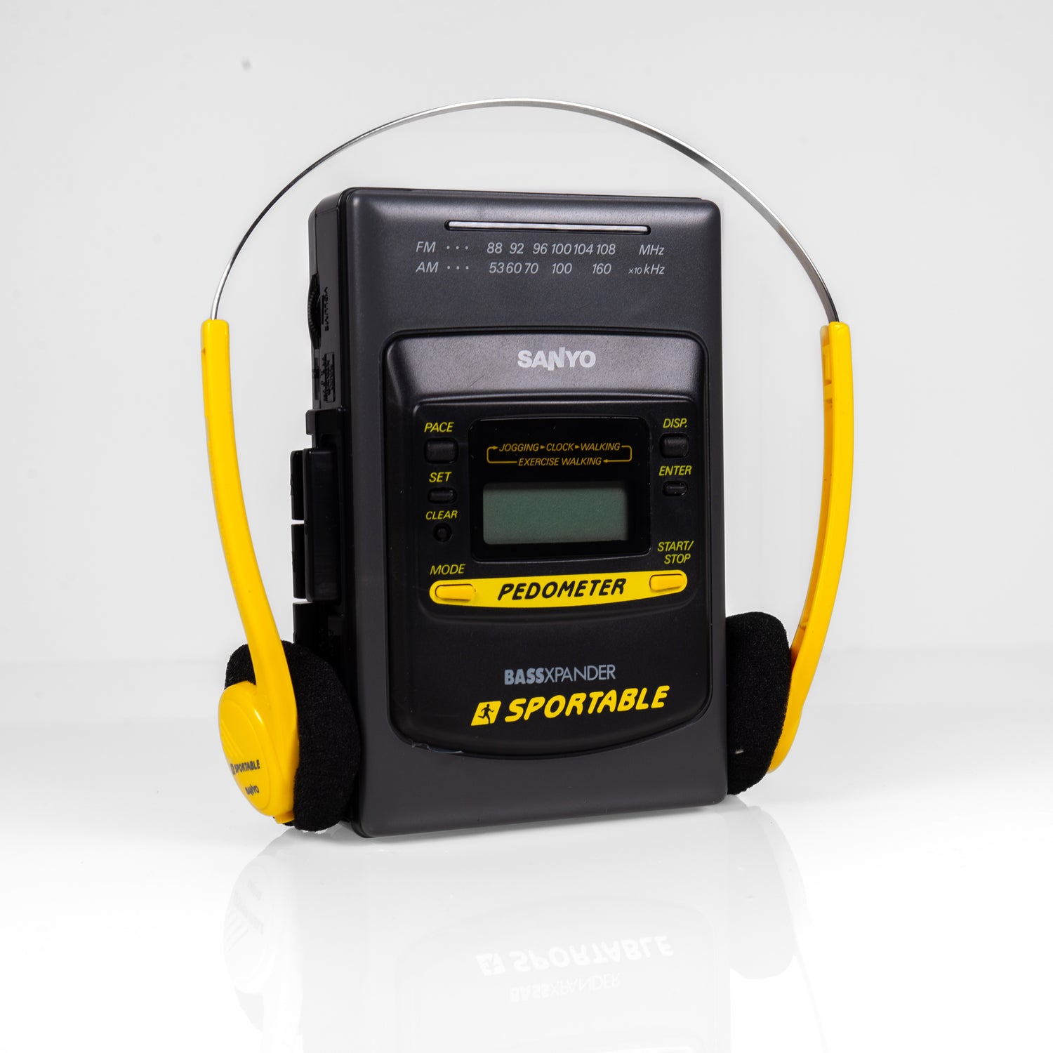 SONY SPORTS WALKMAN WM-F2078 JAUNE LECTEUR DE CASSETTE PORTABLE AM/FM