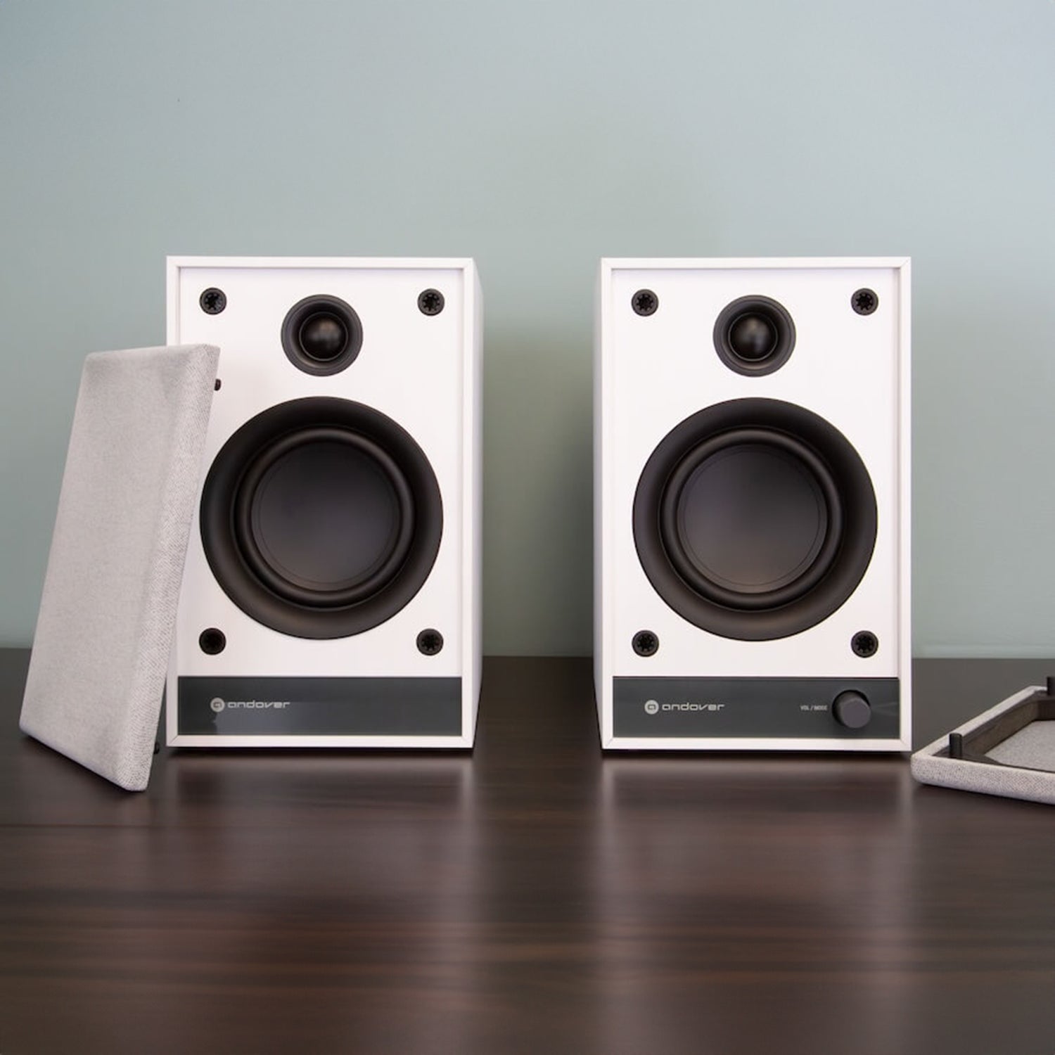 Andover SpeakEasy 4 - Powered Speakers White (Pair)