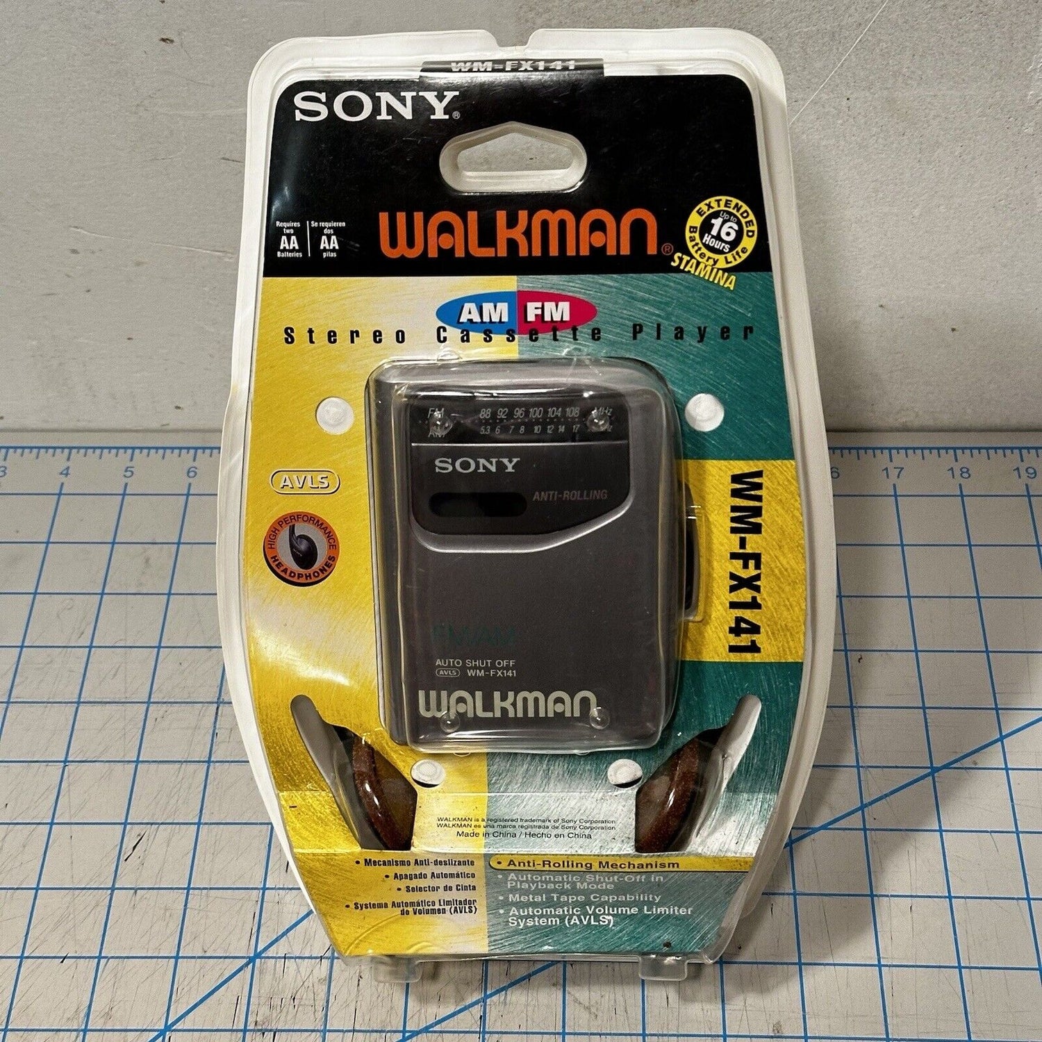 SONY WALKMAN WM-FX141 (NEW IN BOX) AM/FM PORTABLE CASSETTE PLAYER